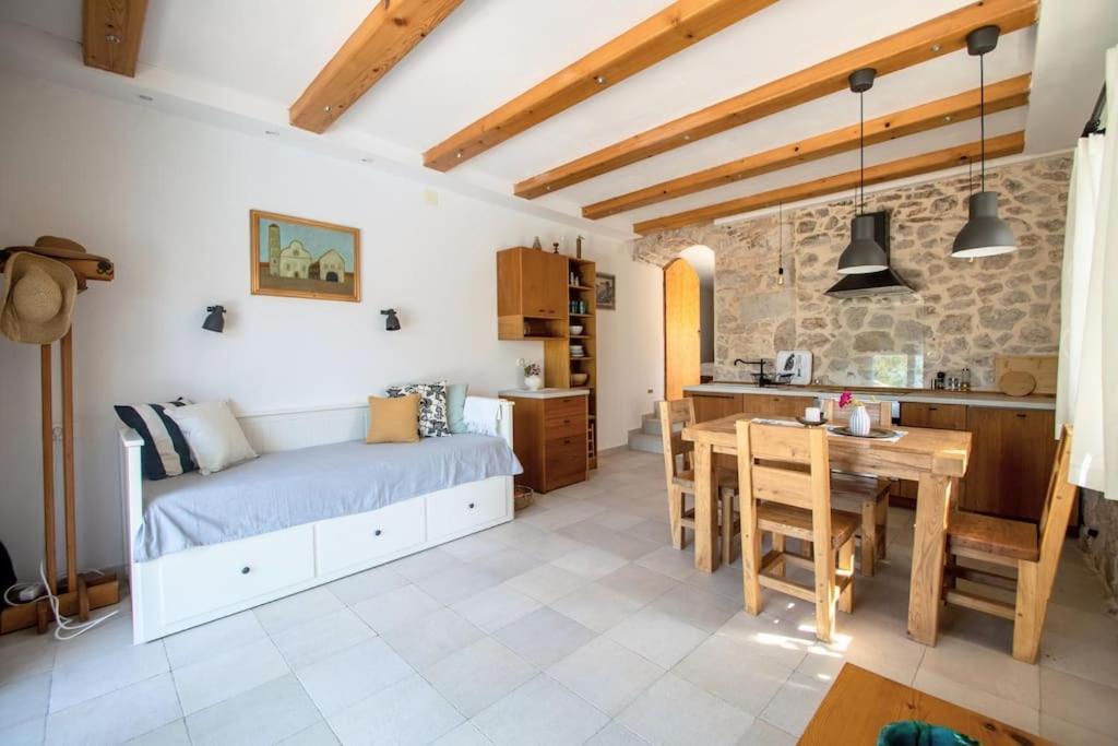 Stone House Kula Milica Villa Mala Cista Ngoại thất bức ảnh